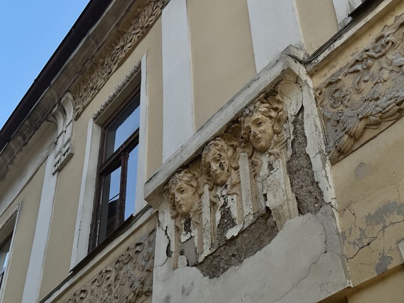 Maribor walking tour, Maribor, Vocalised,
